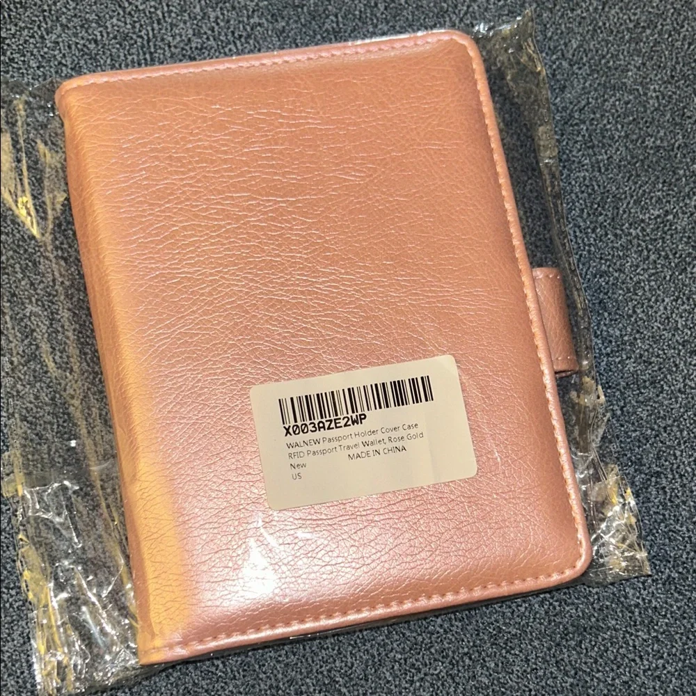 NWT Rose Pink Travel Passport Holder W/Rfid - Picture 8 of 10